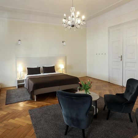 Ozone Private Rooms Budapesta Exterior foto