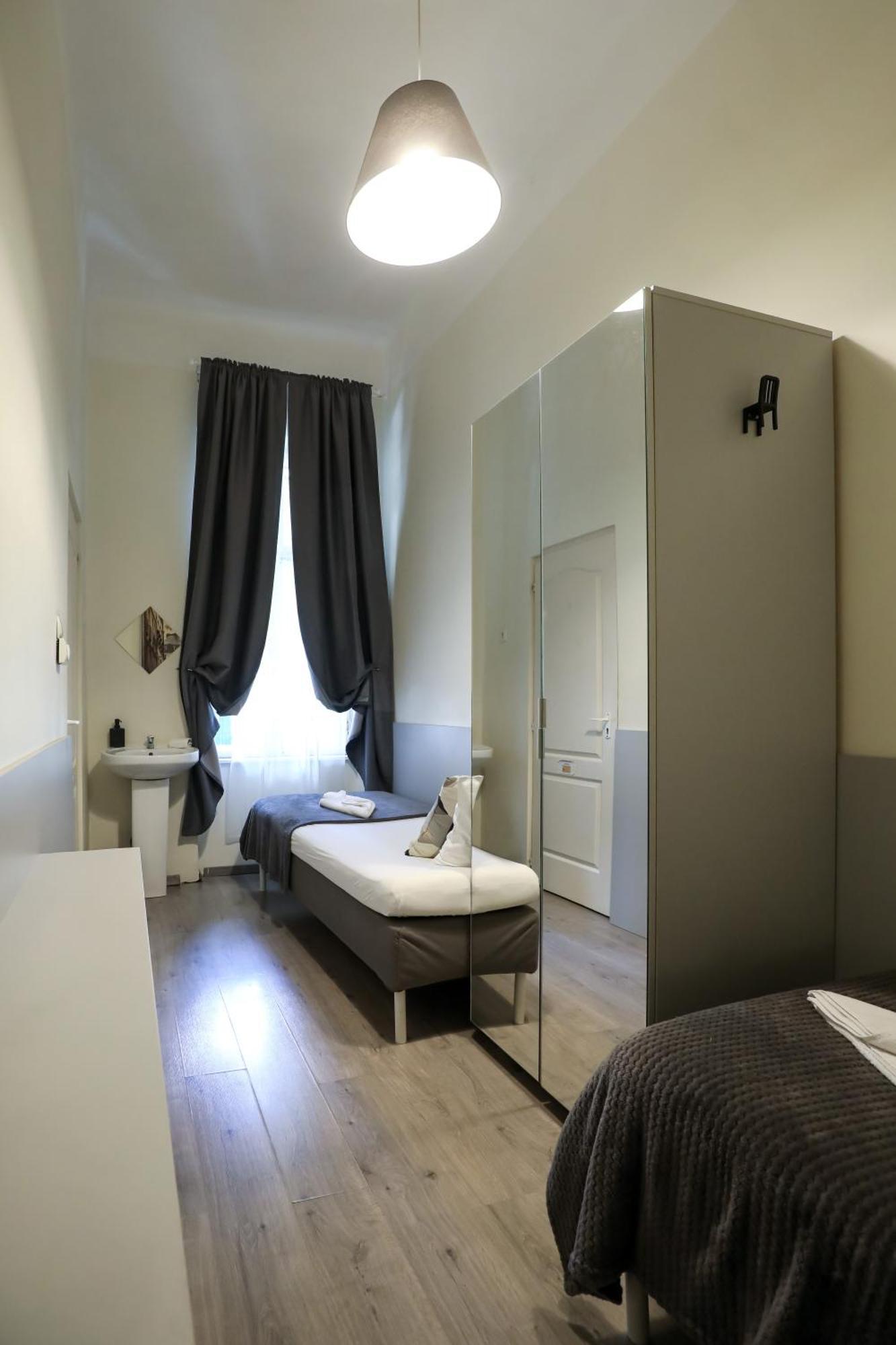 Ozone Private Rooms Budapesta Exterior foto