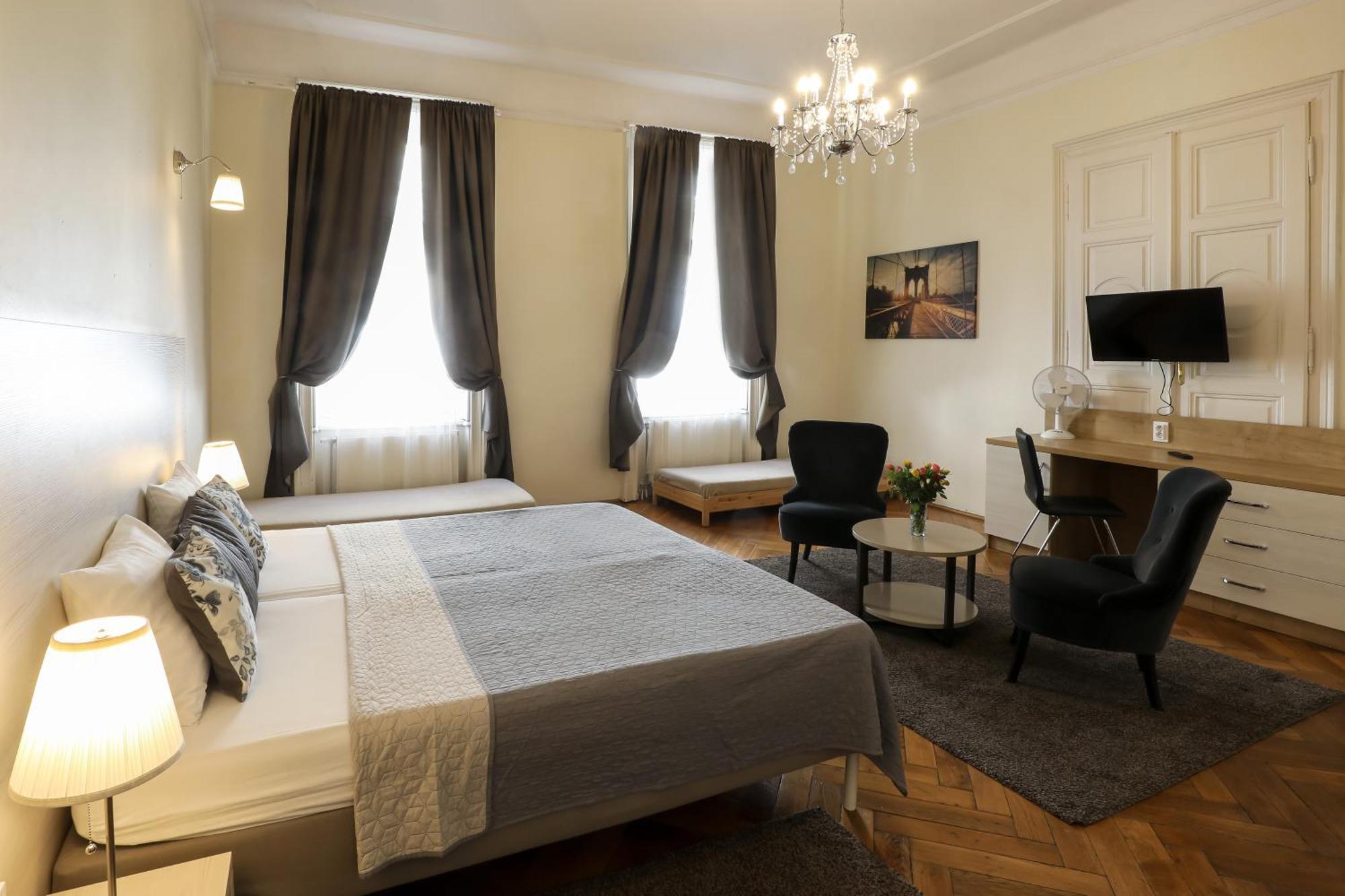 Ozone Private Rooms Budapesta Exterior foto