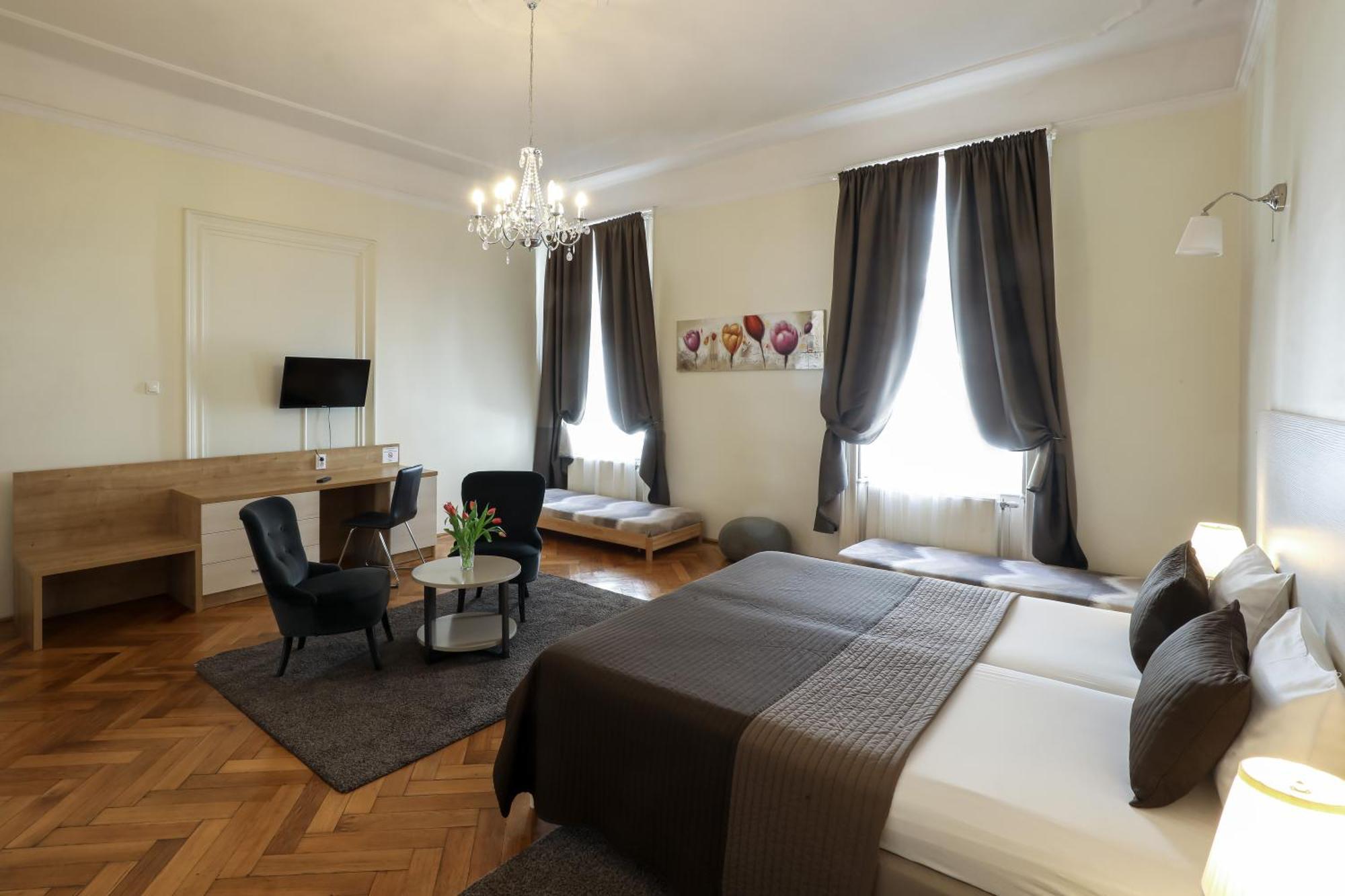 Ozone Private Rooms Budapesta Exterior foto