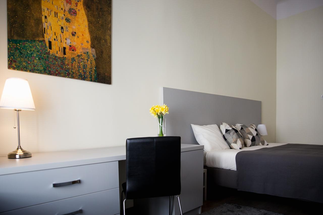 Ozone Private Rooms Budapesta Exterior foto